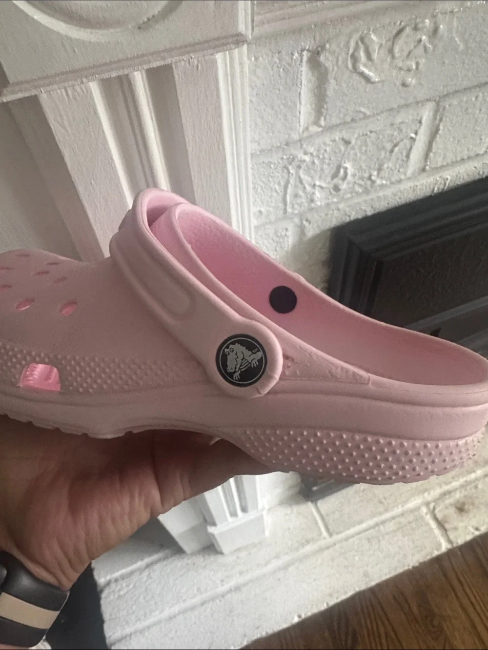 Kid Girl Crocs- Light Pink